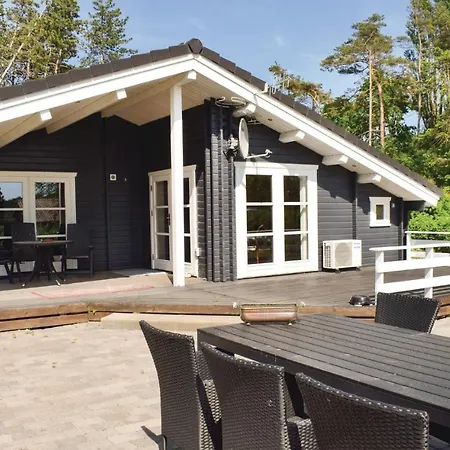 Tolles Haus In Tranekær Mit Sauna Hou (Syddanmark)